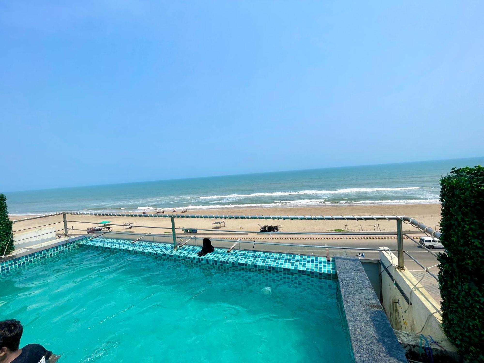 Hotel Tbs In Puri Exterior photo
